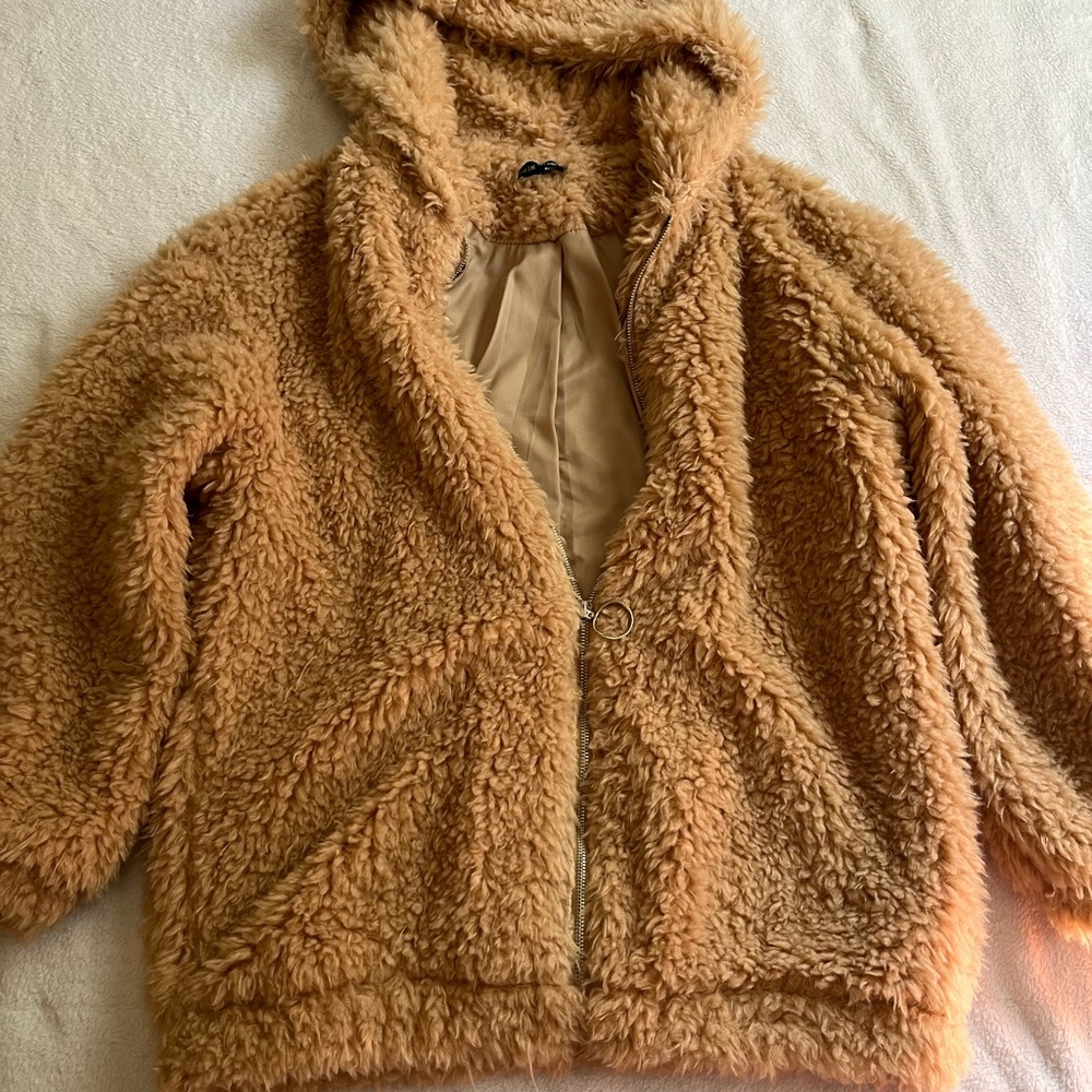 SHEIN fuzzy jacket size large(lighter brown than the picture)